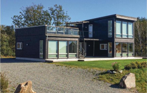 Five-Bedroom Holiday Home in Lindesnes